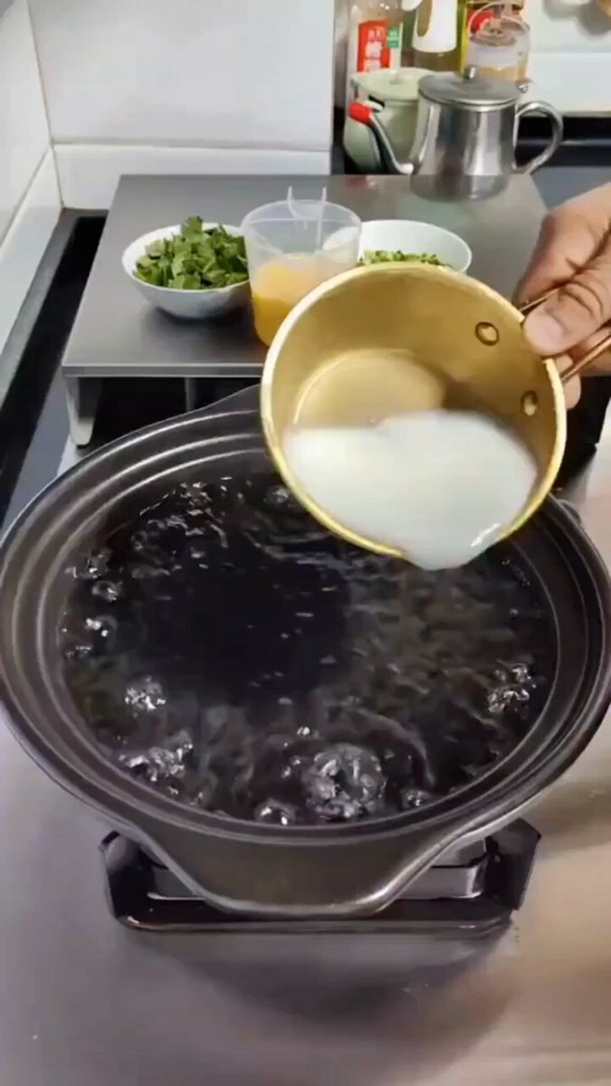 制作美味蛋花汤